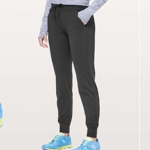 LULULEMON Ready to Rulu Jogger